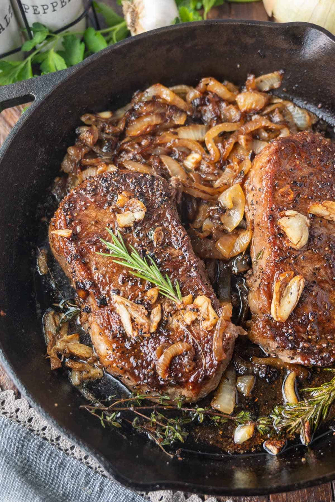 Pan Seared Garlic Rib Eye Steak